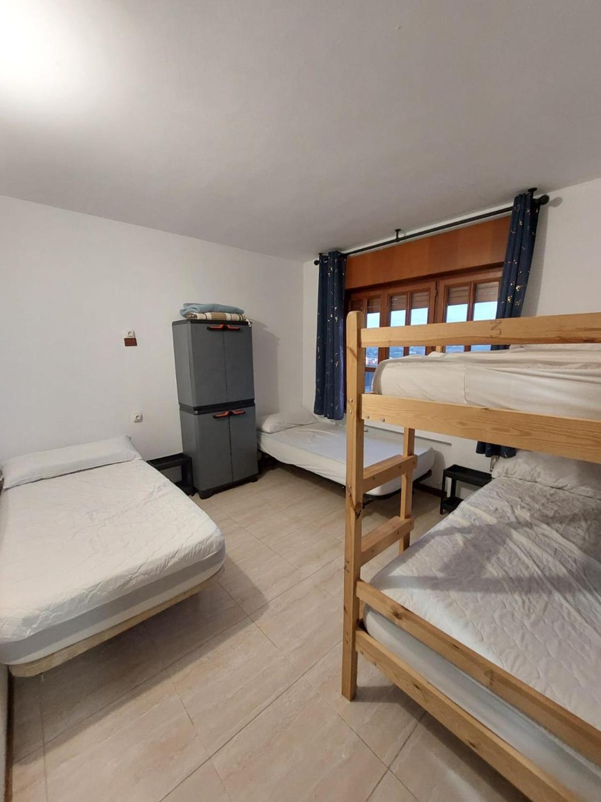 Albergue La Costana Oviédo Exterior foto